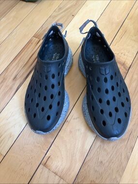 Women’s Black Athletic Slip-On Shoes with Perforated Upper